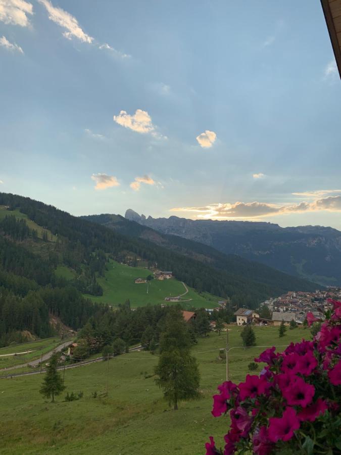 Garni Baita San Cassiano  Esterno foto